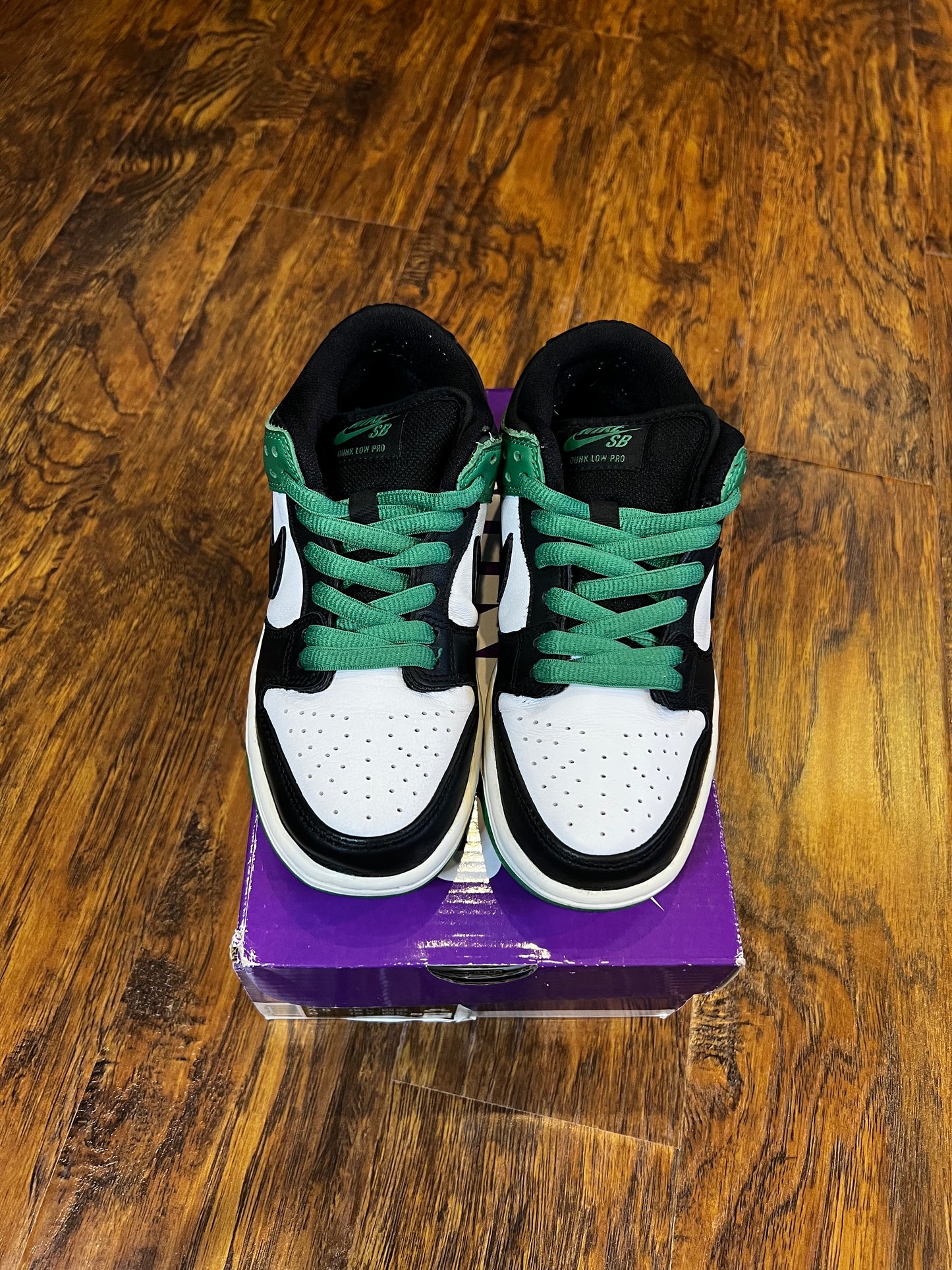 [PREOWNED SIZE 4.5] CLASSIC GREEN SB DUNK