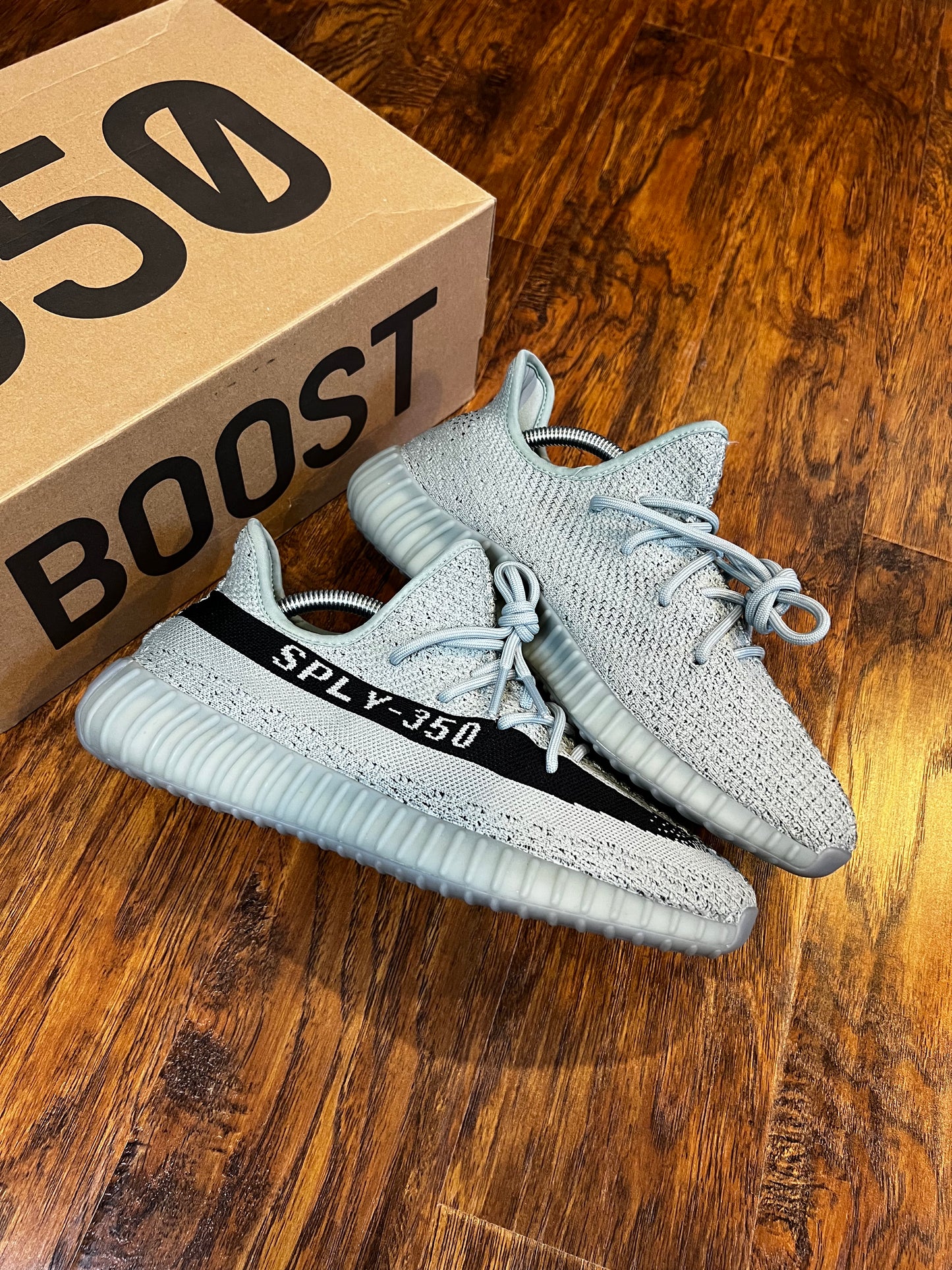 [PREOWNED SIZE 9] SALT YEEZY 350