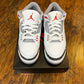 [PREOWNED SIZE 5.5Y] FIRE RED JORDAN 3