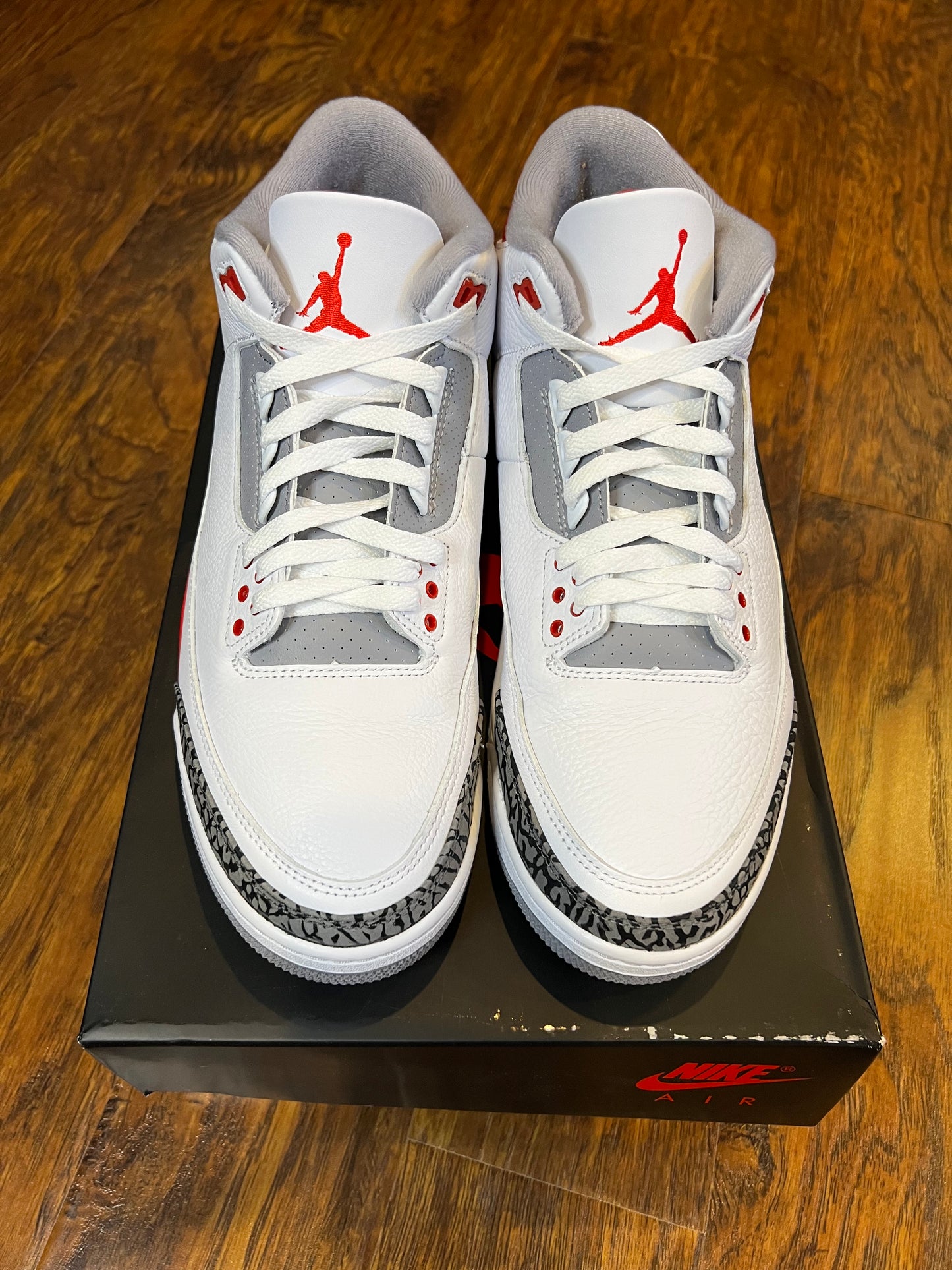 [PREOWNED SIZE 12] FIRE RED JORDAN 3