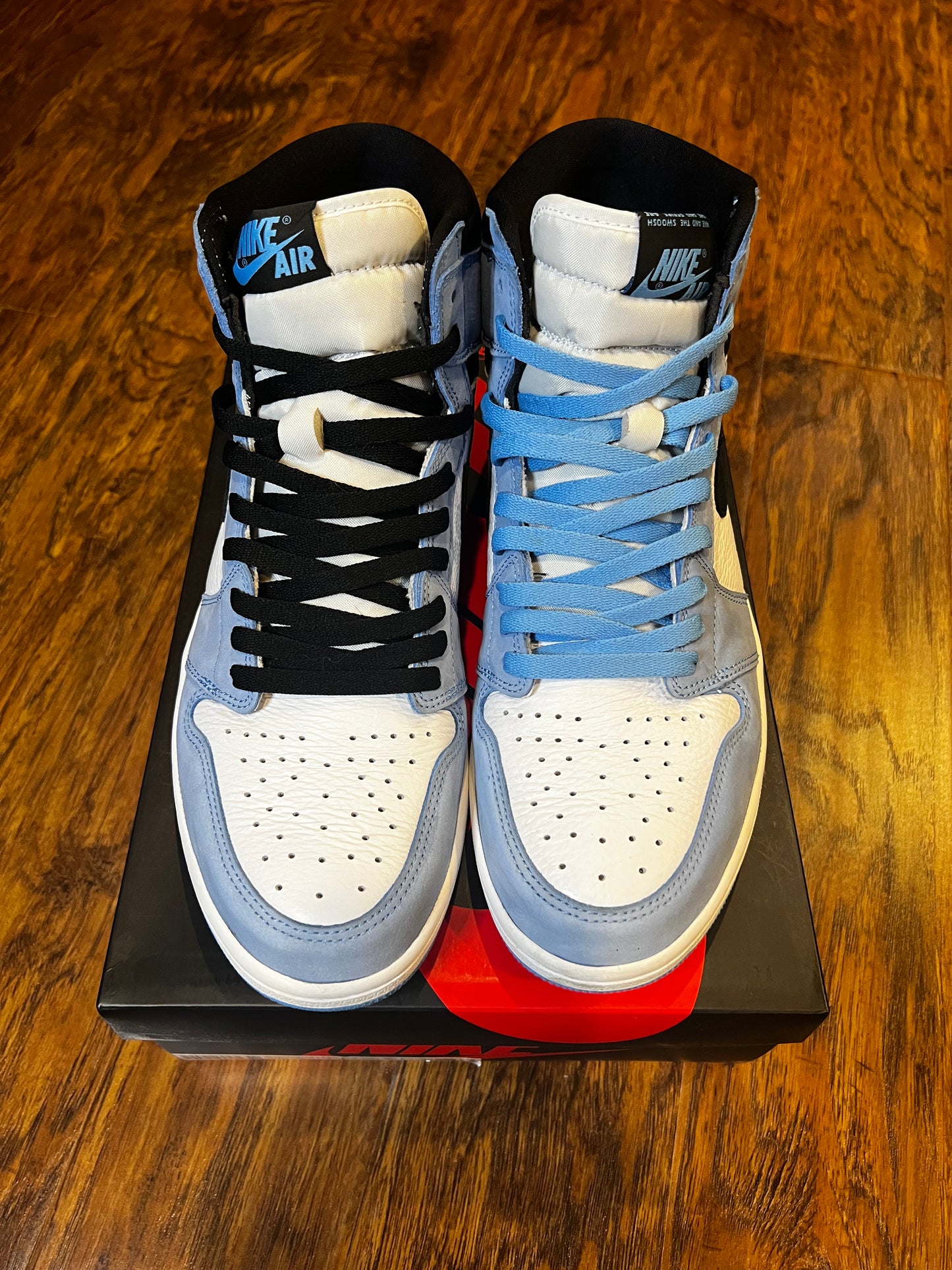 [PREOWNED SIZE 13] UNIVERSITY BLUE JORDAN 1