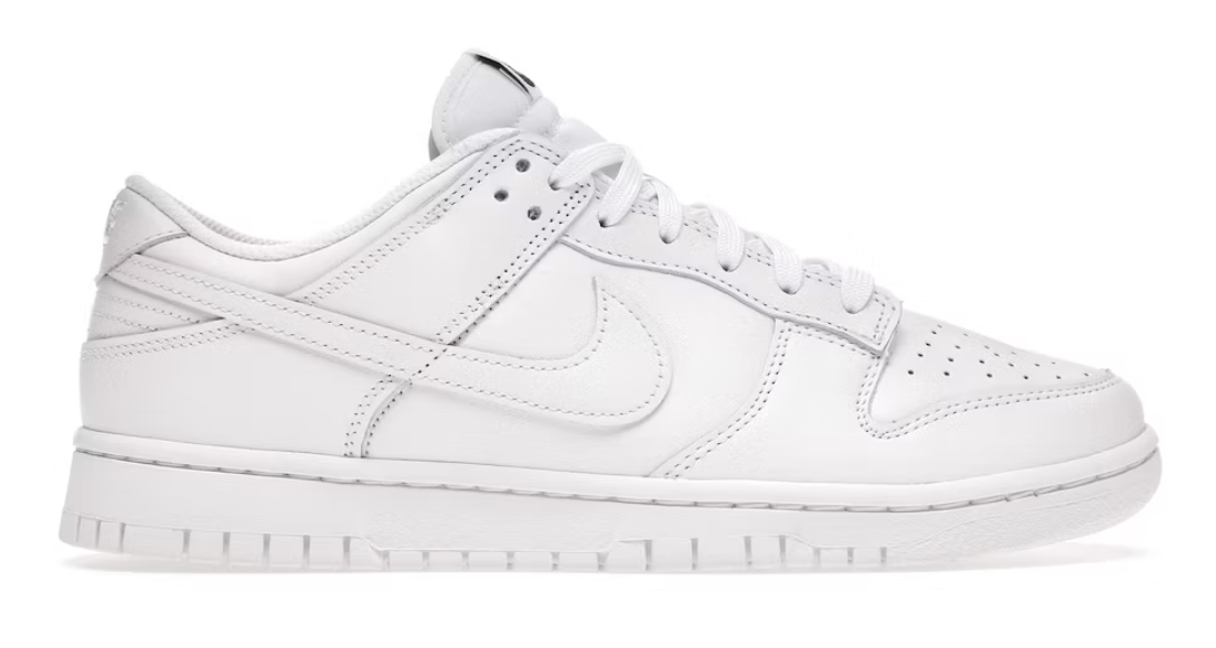 TRIPLE WHITE DUNK